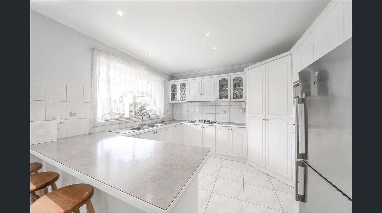 9 Reading Close, Roxburgh Park, Vic 3064