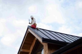 full-shot-man-working-roof-8_11zon